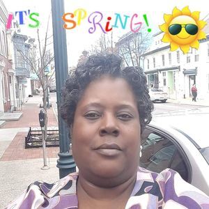 Meet your Posher, Leslie